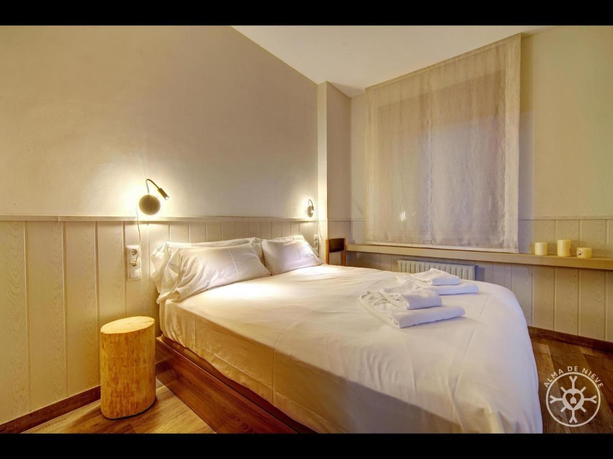 Apartamento Maladeta De Alma De Nieve Baqueira Beret Exterior foto