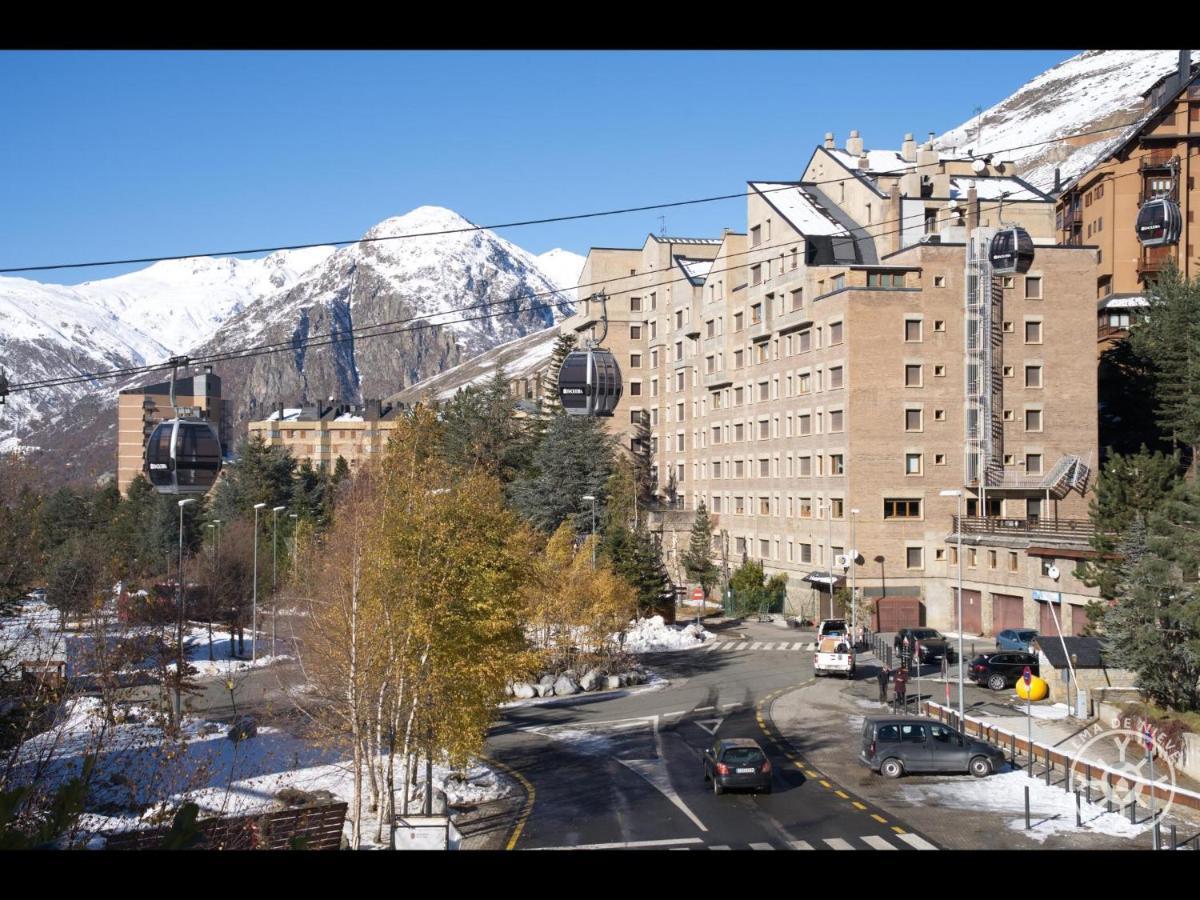 Apartamento Maladeta De Alma De Nieve Baqueira Beret Exterior foto